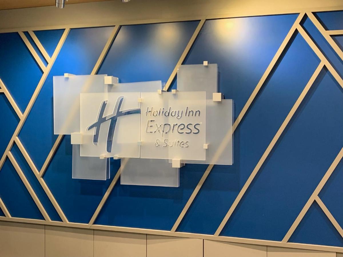 Holiday Inn Express & Suites - Courtenay - Comox By Ihg Ngoại thất bức ảnh