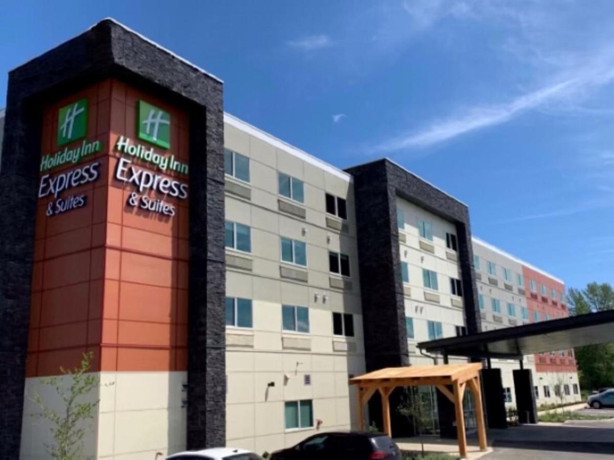 Holiday Inn Express & Suites - Courtenay - Comox By Ihg Ngoại thất bức ảnh