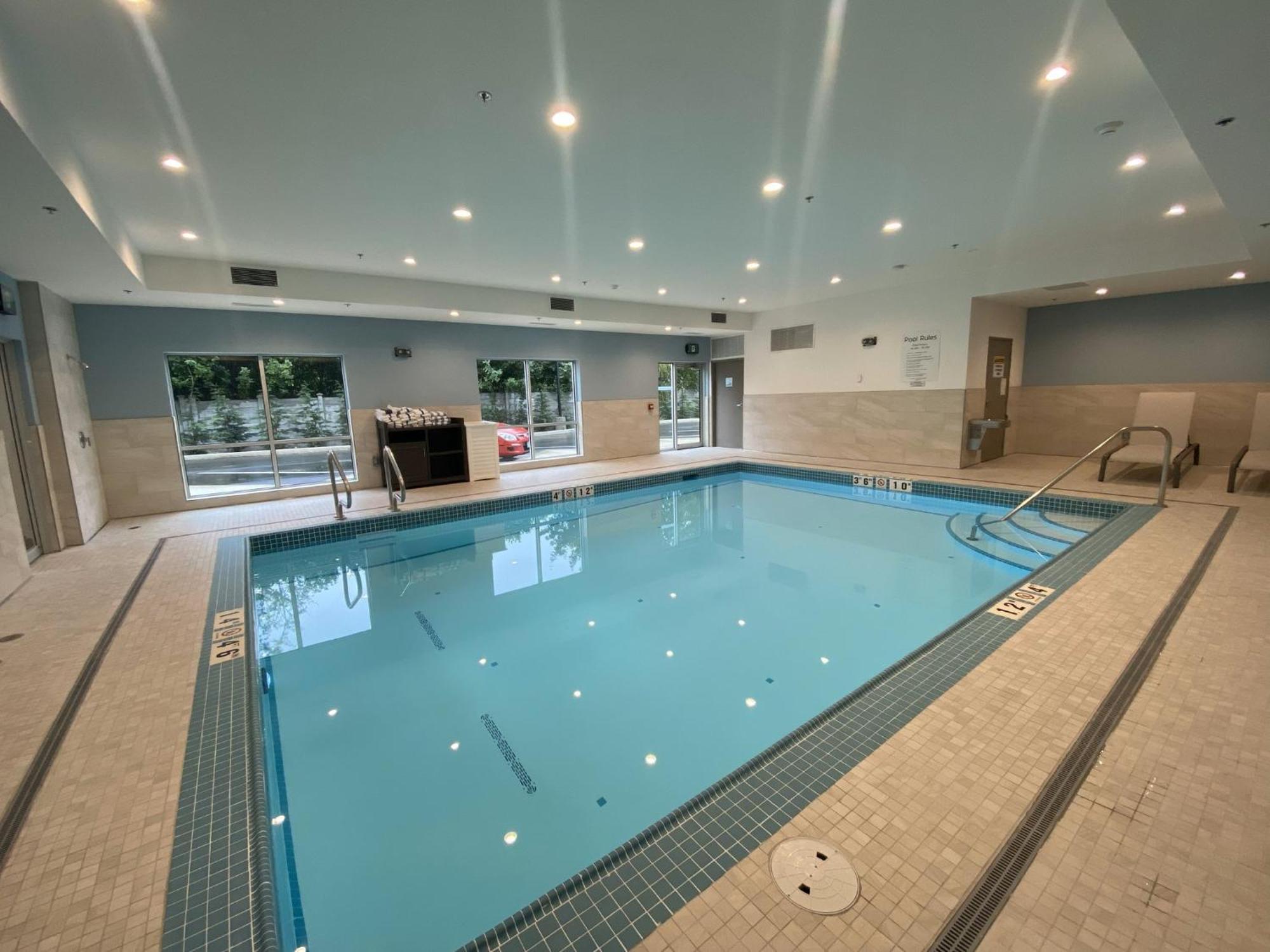 Holiday Inn Express & Suites - Courtenay - Comox By Ihg Ngoại thất bức ảnh